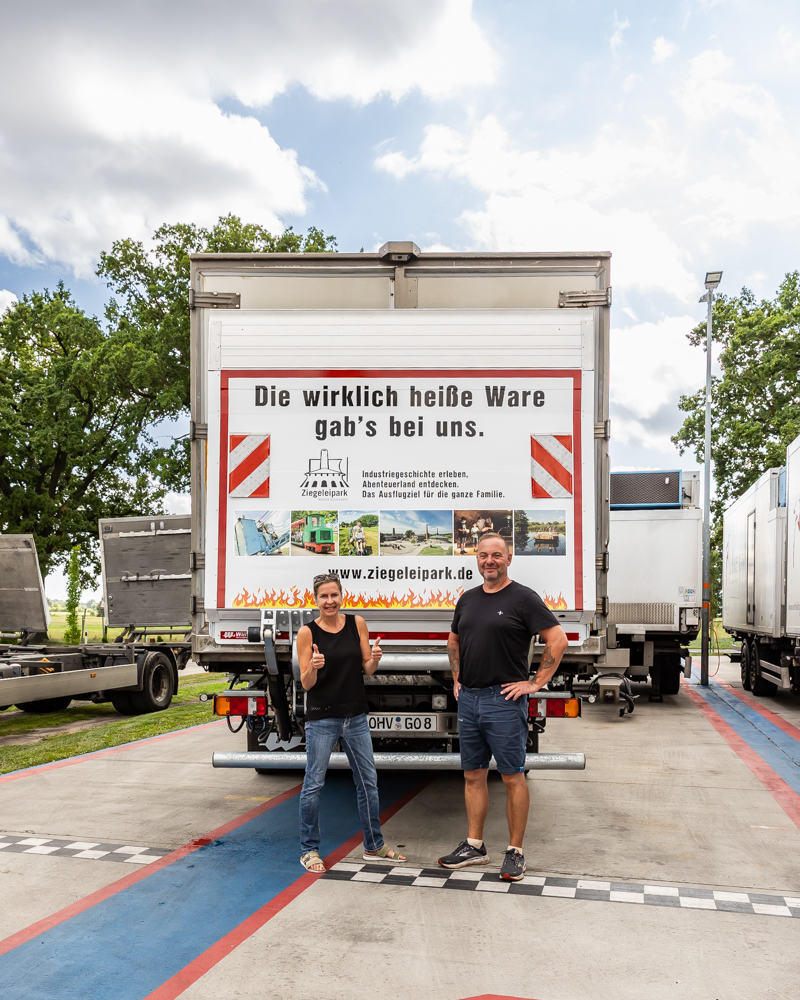 LKW Werbung des Ziegleipark Foto AnneThamm
