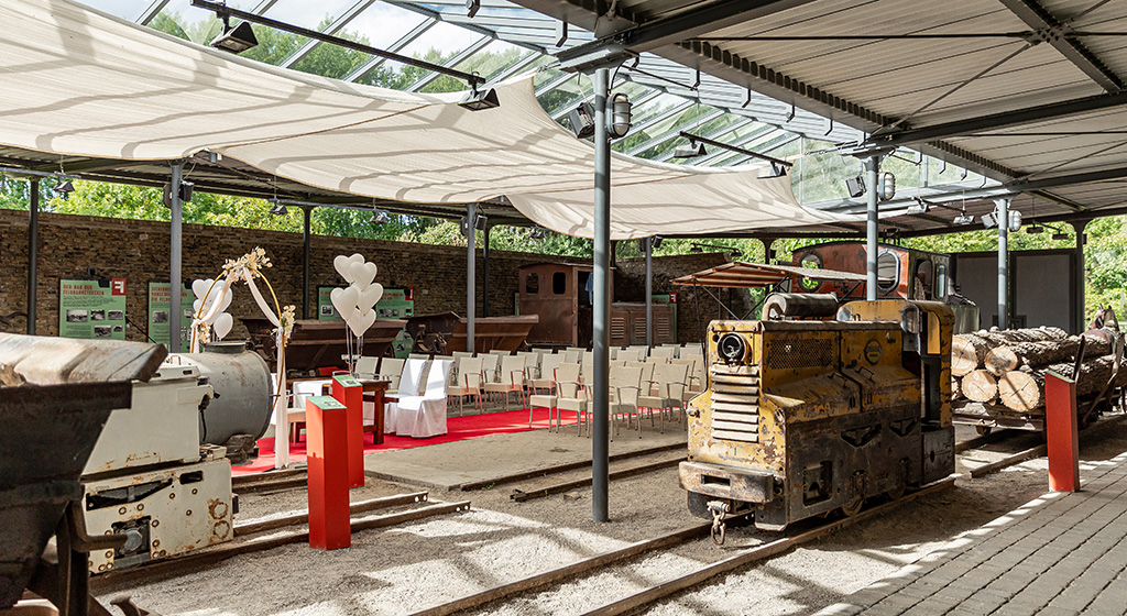 heiraten in der Feldbahnschau im ziegeleipark mildenberg